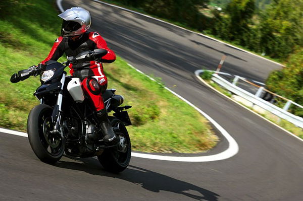 2010 Ducati Hypermotard 796 first ride road test