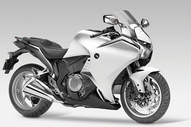 2010 Honda VFR1200F reviews and information