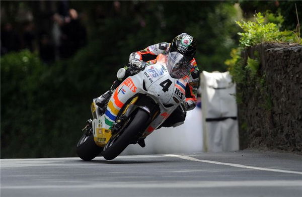 Hutchinson takes record-breaking tally at 2010 TT