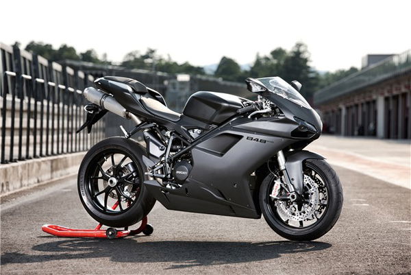 Ducati launch 848 EVO, with claimed 140bhp