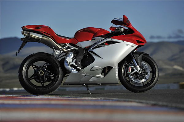 First Ride: 2010 MV Agusta F4 1000R launch test review