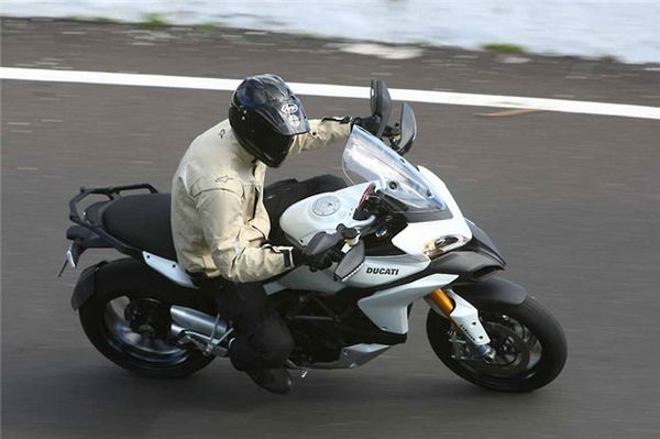 2010 Ducati Multistrada 1200 launch test review