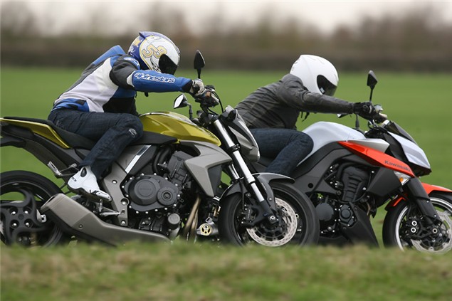 Real World Superbikes: Honda CB1000R v Kawasaki Z1000