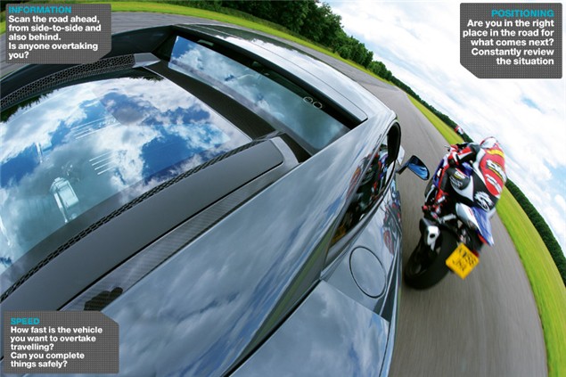Advanced Motorcycle Riding Course: Overtaking - road positioning