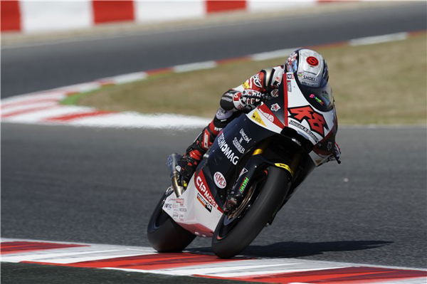 Shoya Tomizawa dies following crash in Misano Moto2 race