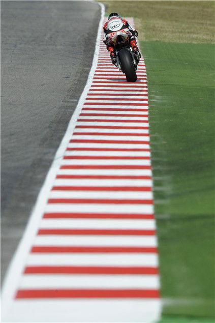 Shoya Tomizawa dies following crash in Misano Moto2 race