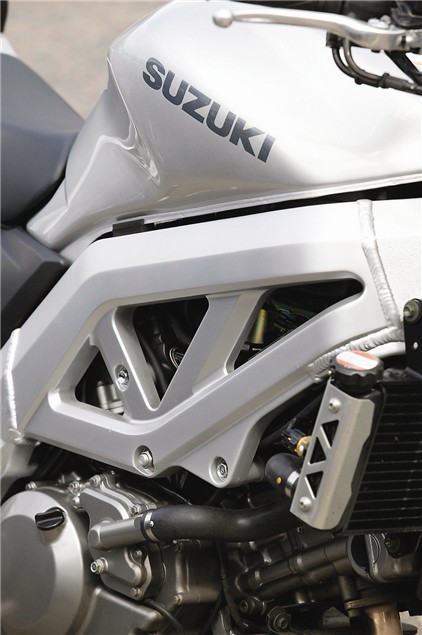 First Ride: 2003 Suzuki SV650 review
