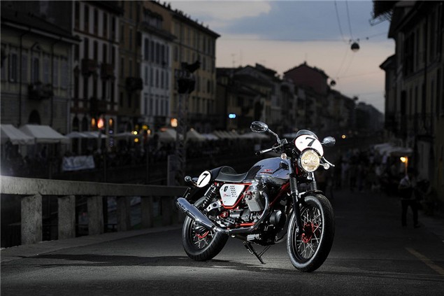 Video: 2011 Moto Guzzi V7 Racer