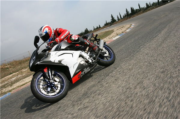 First Ride: 2006 Aprilia RS125