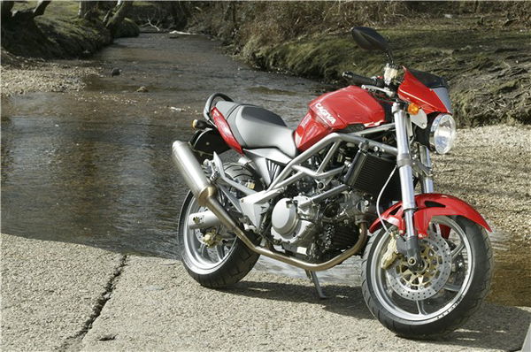 First Ride: 2006 Cagiva Raptor 650