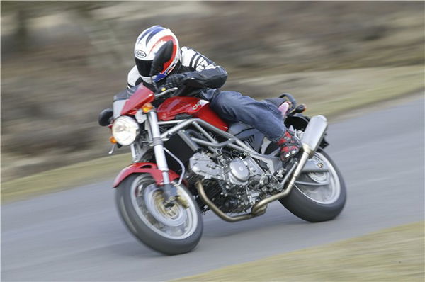 First Ride: 2006 Cagiva Raptor 650