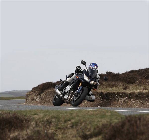 Niall's Spin: Yamaha FZ1 Fazer