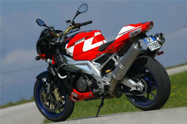 Niall's Spin: 2006 Aprilia Tuono R