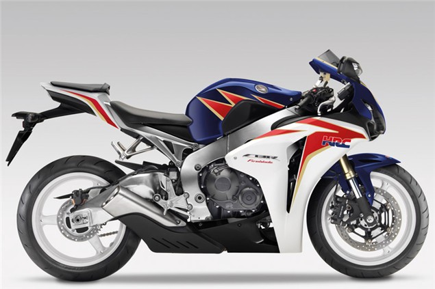 New colour schemes for 2011 Honda CBRs