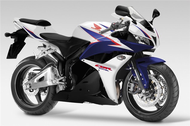 New colour schemes for 2011 Honda CBRs