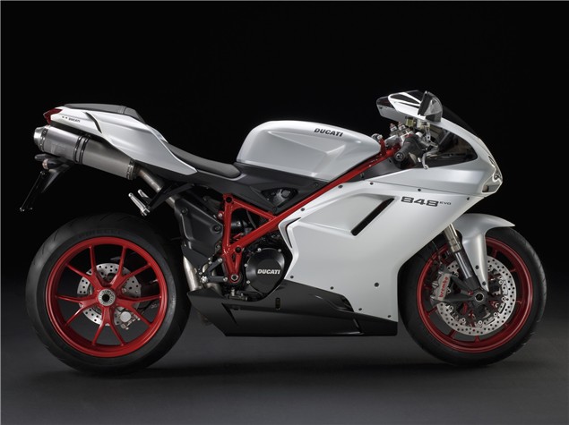 New colours for Ducati 848 EVO