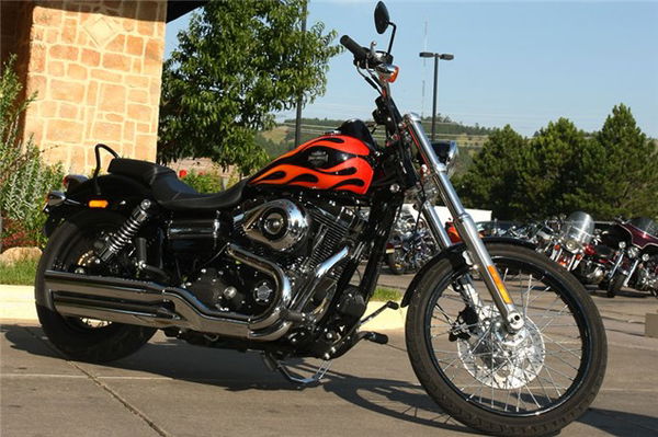 First Ride: 2010 Harley-Davidson Range