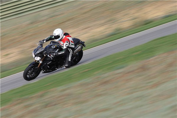 First Impressions: 2011 Triumph Speed Triple