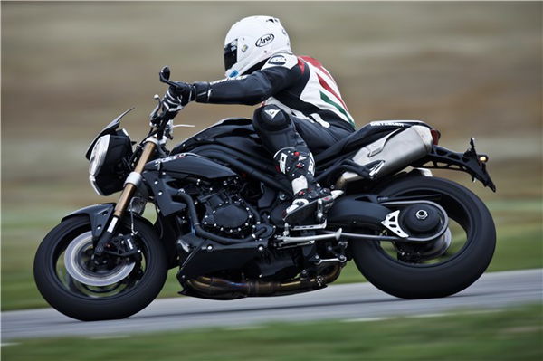 First Impressions: 2011 Triumph Speed Triple