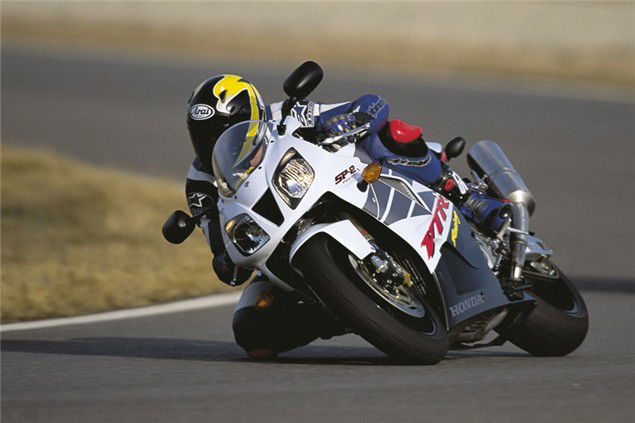 First Ride: Honda VTR1000 SP-2