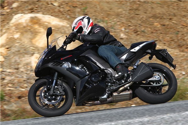 First Ride: Kawasaki Z1000SX