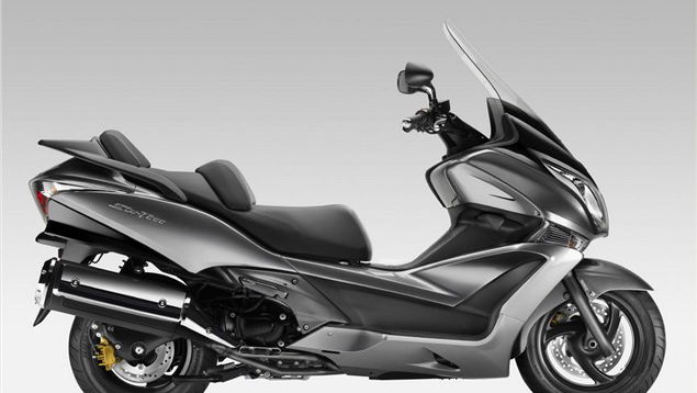 First Look: 2011 Honda SW-T600 
