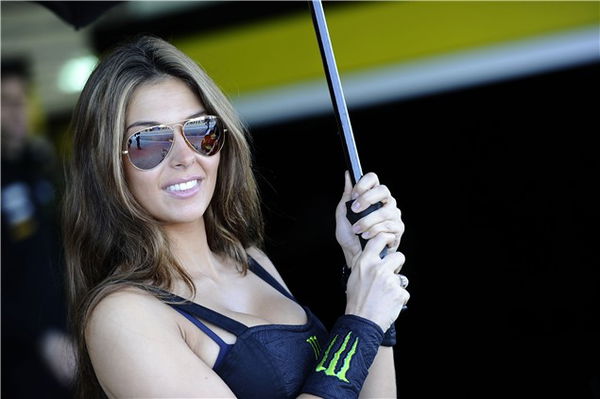 MotoGP Grid Girl Gallery - Valencia 2010