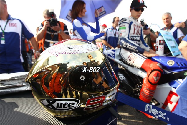 Lorenzo: "I did not want to risk damaging the helmet”