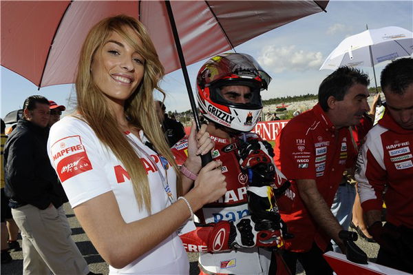 MotoGP Grid Girl Gallery - Valencia 2010