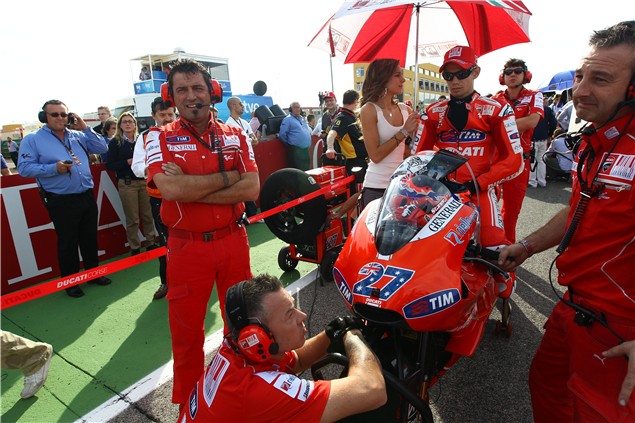 Ducati pit crew to join Stoner at Repsol Honda
