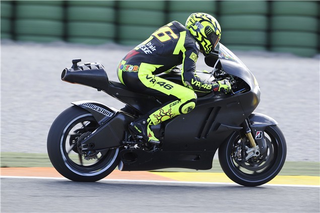 Pic Special: Rossi tests 2011 Ducati
