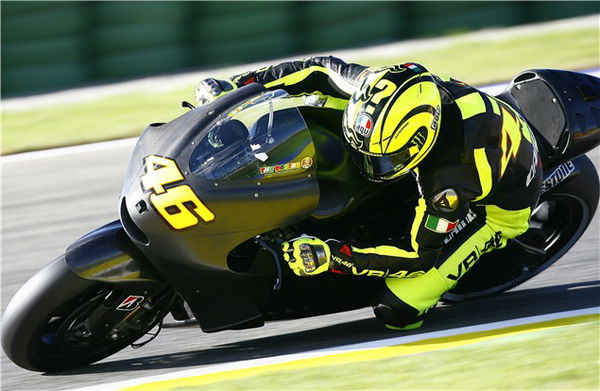 Pic Special: Rossi tests 2011 Ducati