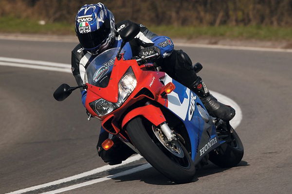 First Ride: 2002 Honda CBR600F