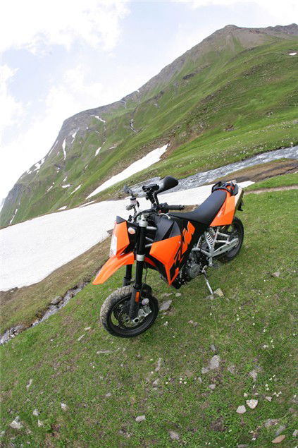 Living with a 2006 KTM 950SM