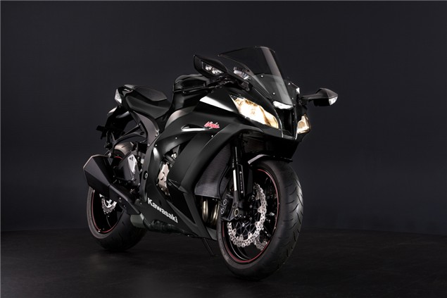 2011 Kawasaki ZX-10R: Full details, Specs and Gallery