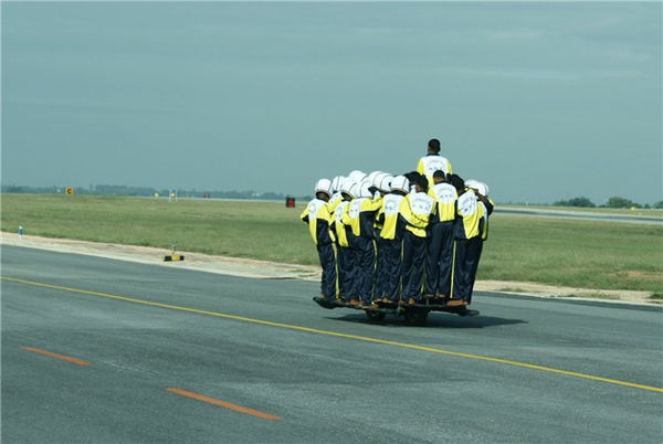 New World Record: 54 people on one motorbike