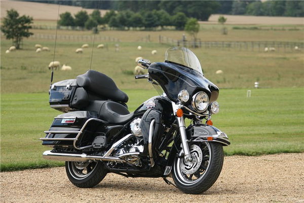 First Ride: 2007 Harley-Davidson Range