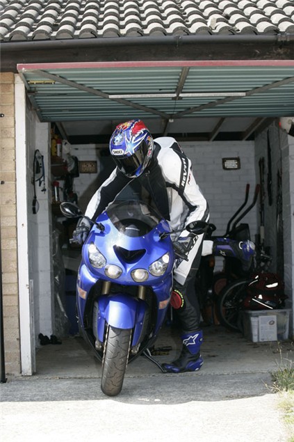 Living with excess: 2006 Kawasaki ZZR1400