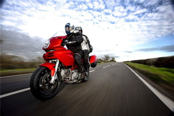 Mums on the Run: Pillion tourer test