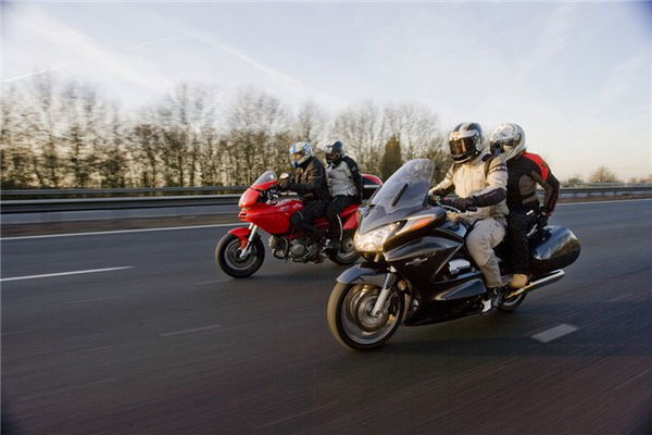 Mums on the Run: Pillion tourer test