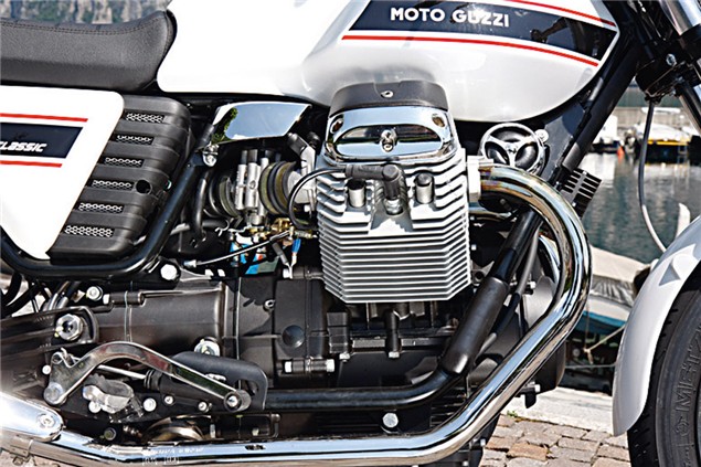First ride: Moto Guzzi V7 Classic road test review