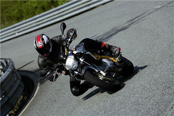 First Ride: 2007 Aprilia Shiver SL750