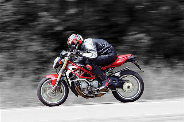 Road Test: MV Agusta Brutale 910