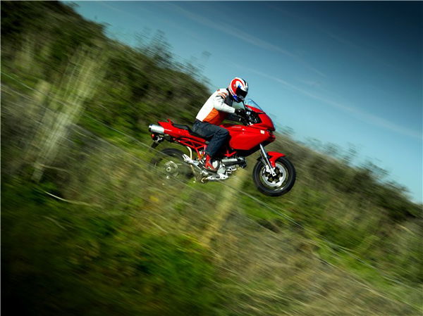 First Ride: 2006 Ducati Multistrada 1100