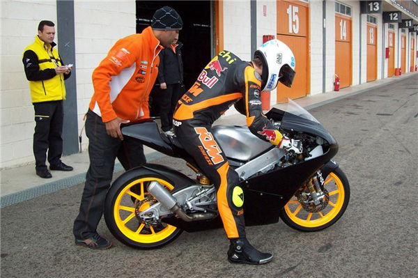 KTM testing Moto3 entry