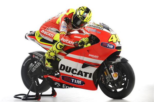 First pics: Ducati Desmosedici GP11