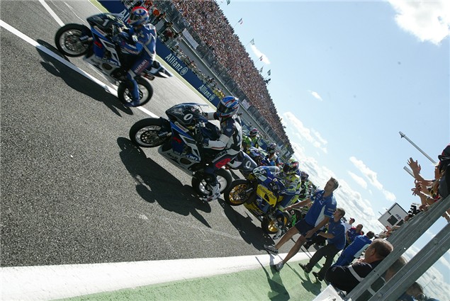 Retro Race to the Bol d'Or
