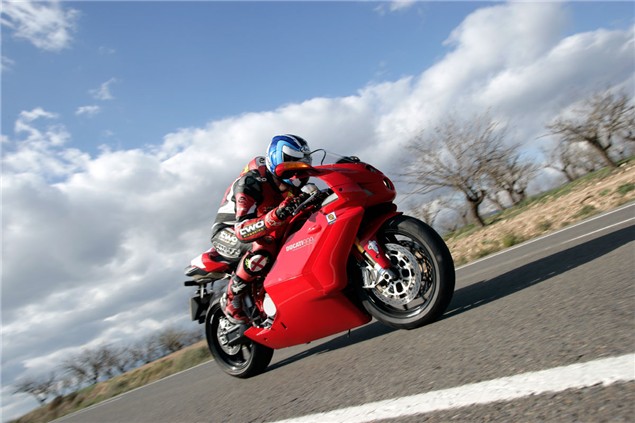 Road Test: Ducati 999s vs. 1098s