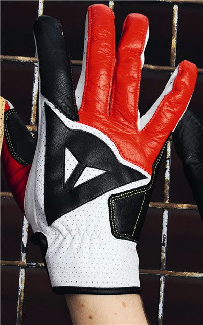 Showcase: Visordown's Top 16 gloves