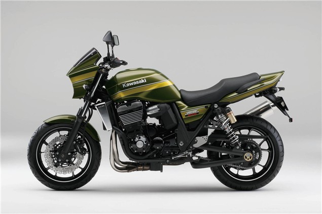 Japan-only 2011 ZRX1200 gets new paint